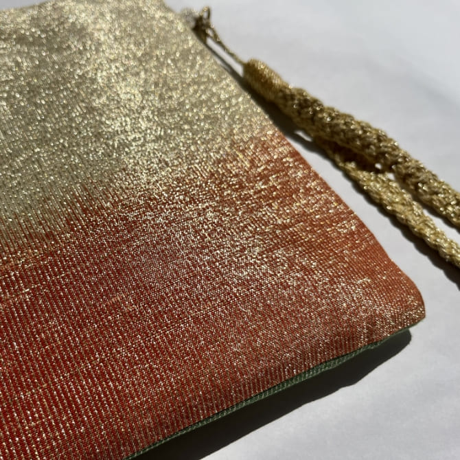 クラッチバッグ