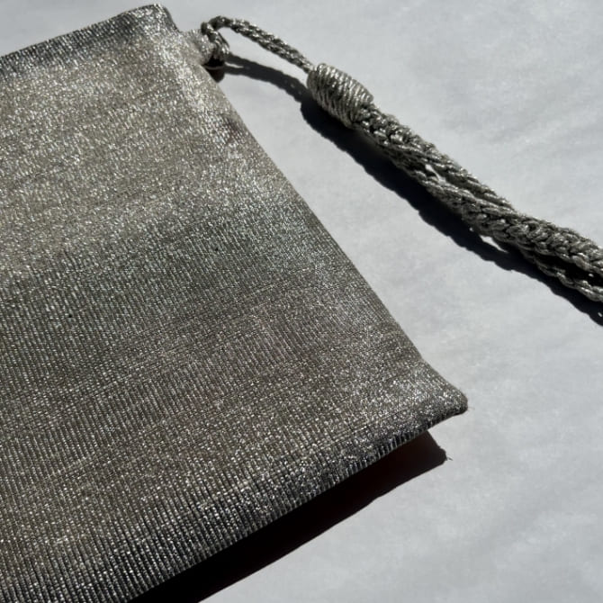 クラッチバッグ